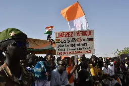 Niger revokes French operating licence at major uranium mine