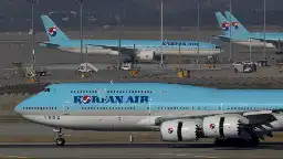 A Korean Air Boeing plane dropped 25,000 feet in 5 minutes