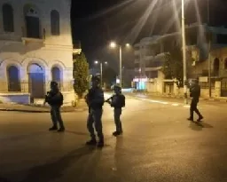 Updated: Israeli Soldiers Abduct 18 Palestinians From Bethlehem