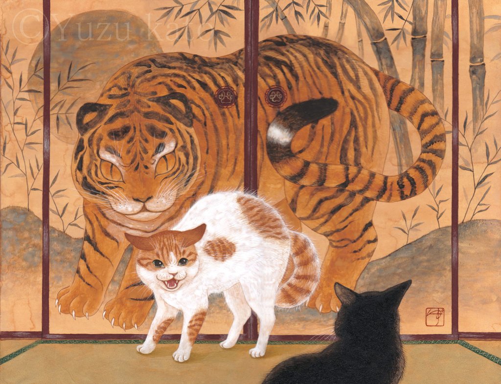 painting of a harlequin patterned (?) orange/white cat with an arched back & flat ears hisses at a companion, unknowningly mimicking the pose & demeanor of the tiger displayed on the shoji behind it. 