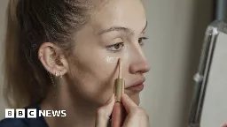 Animal tests for makeup ingredients allowed